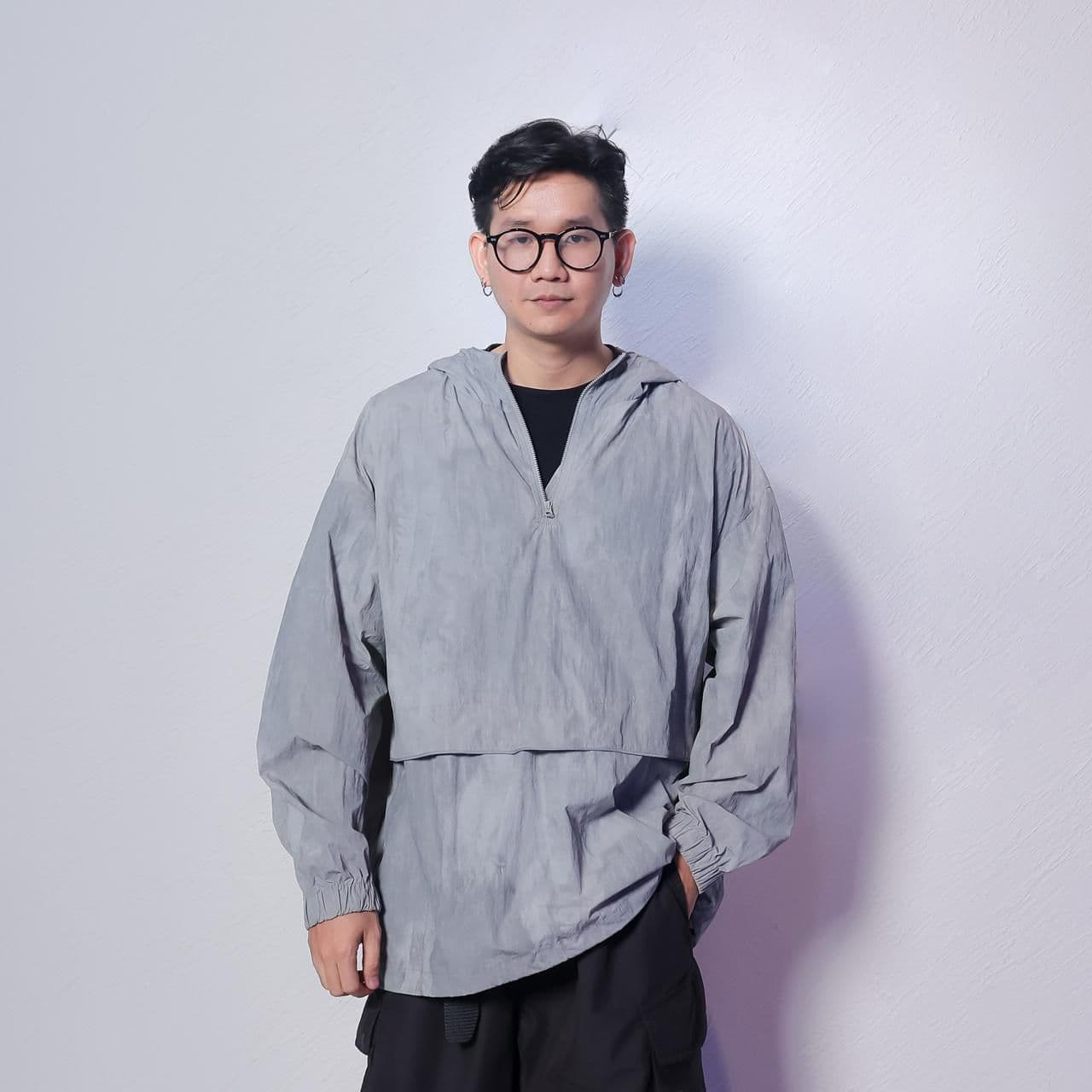 Portrait of Tos Suntos