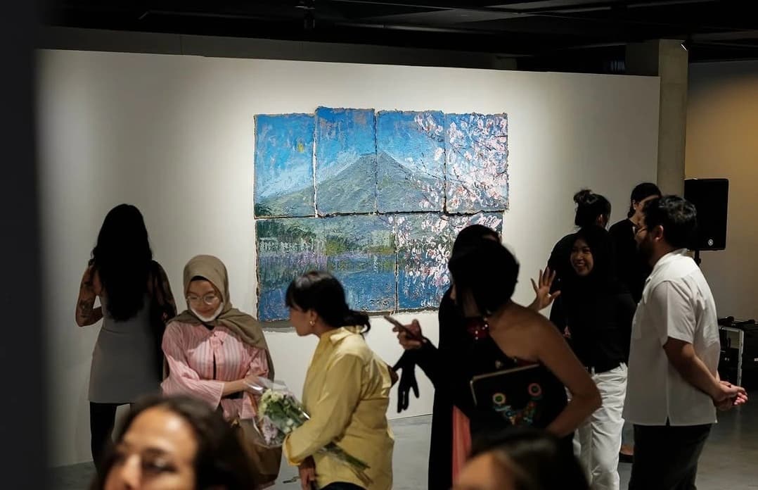 A view of the art exhibiton Moulting Ensemble at SAC Gallery in Bangkok